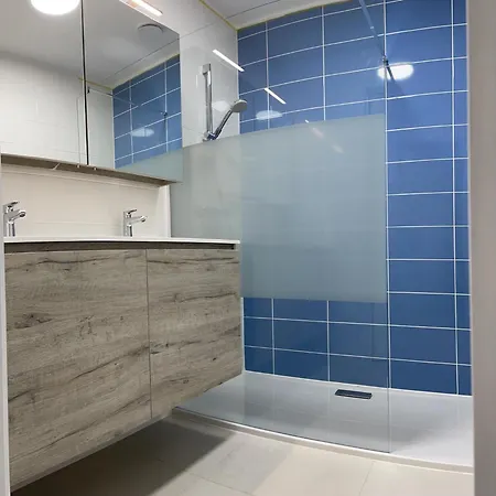 아파트 Huswell - Family-friendly In With Shared Summer Pool *