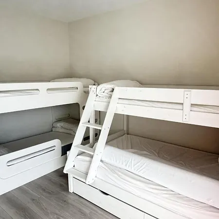 아파트 Huswell - Family-friendly In With Shared Summer Pool *
